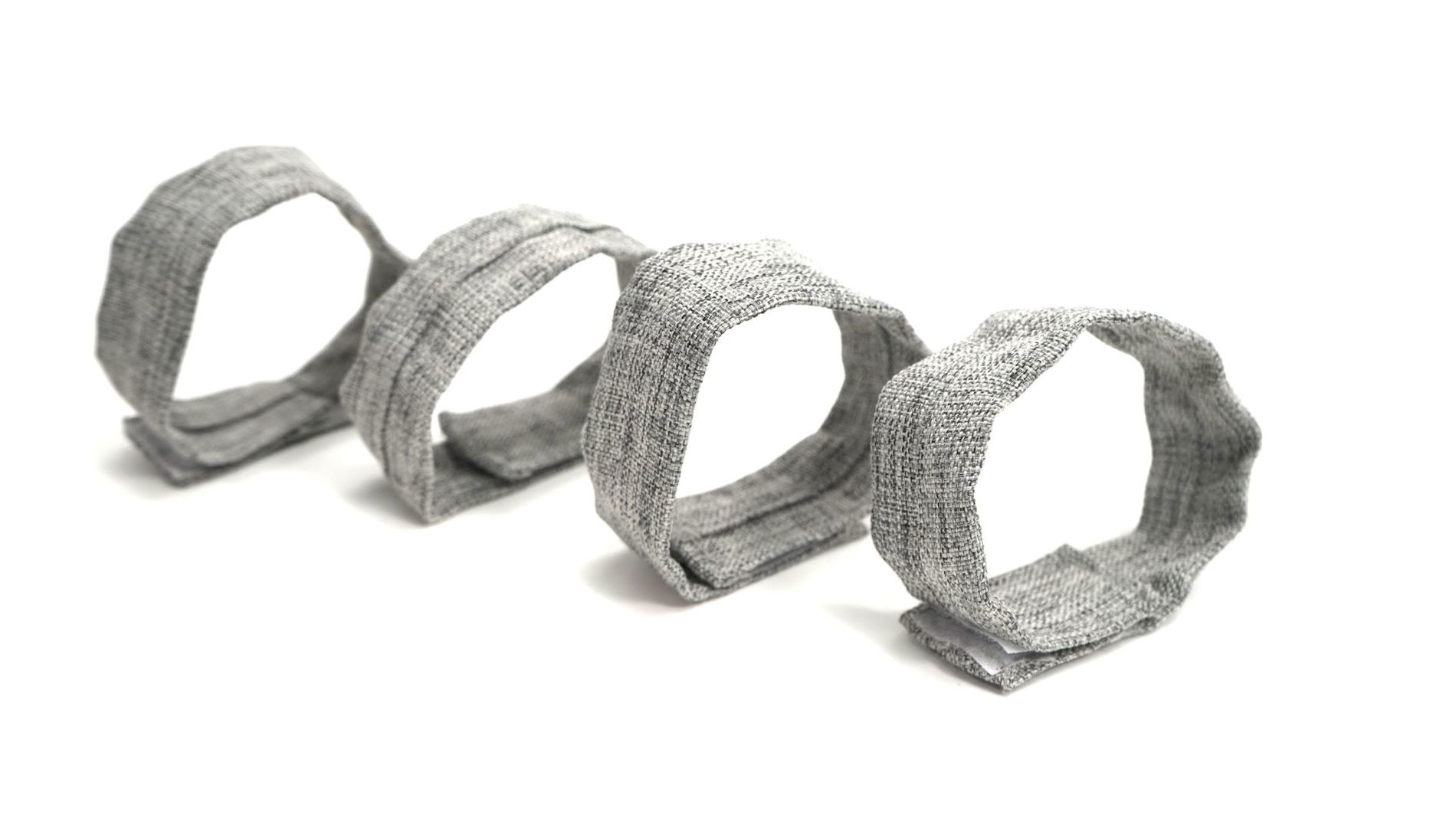 Attaches Collection graphite