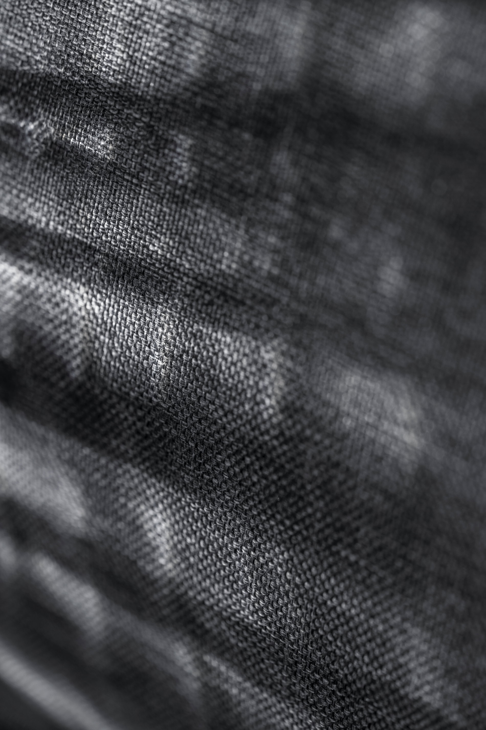 Tissu gris fumé Mise en scène